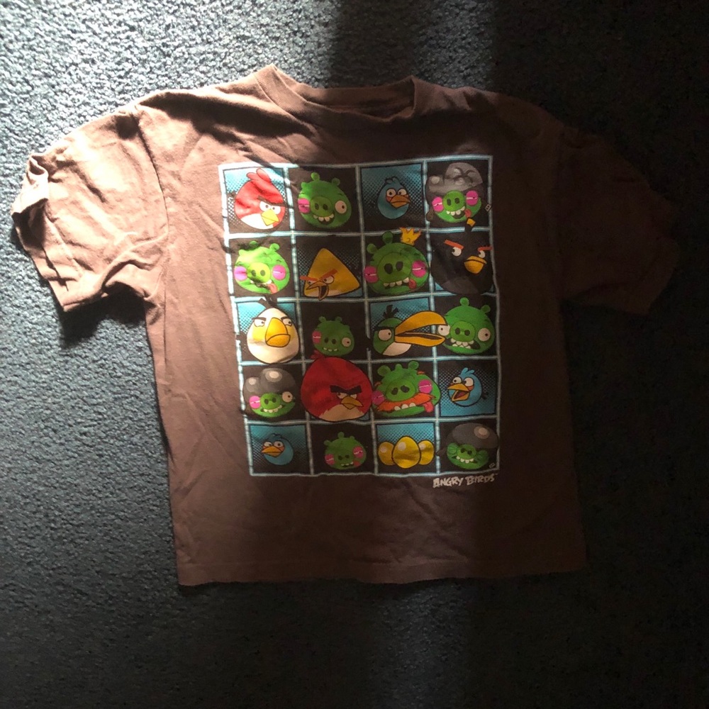 Boys XL angry birds shirt